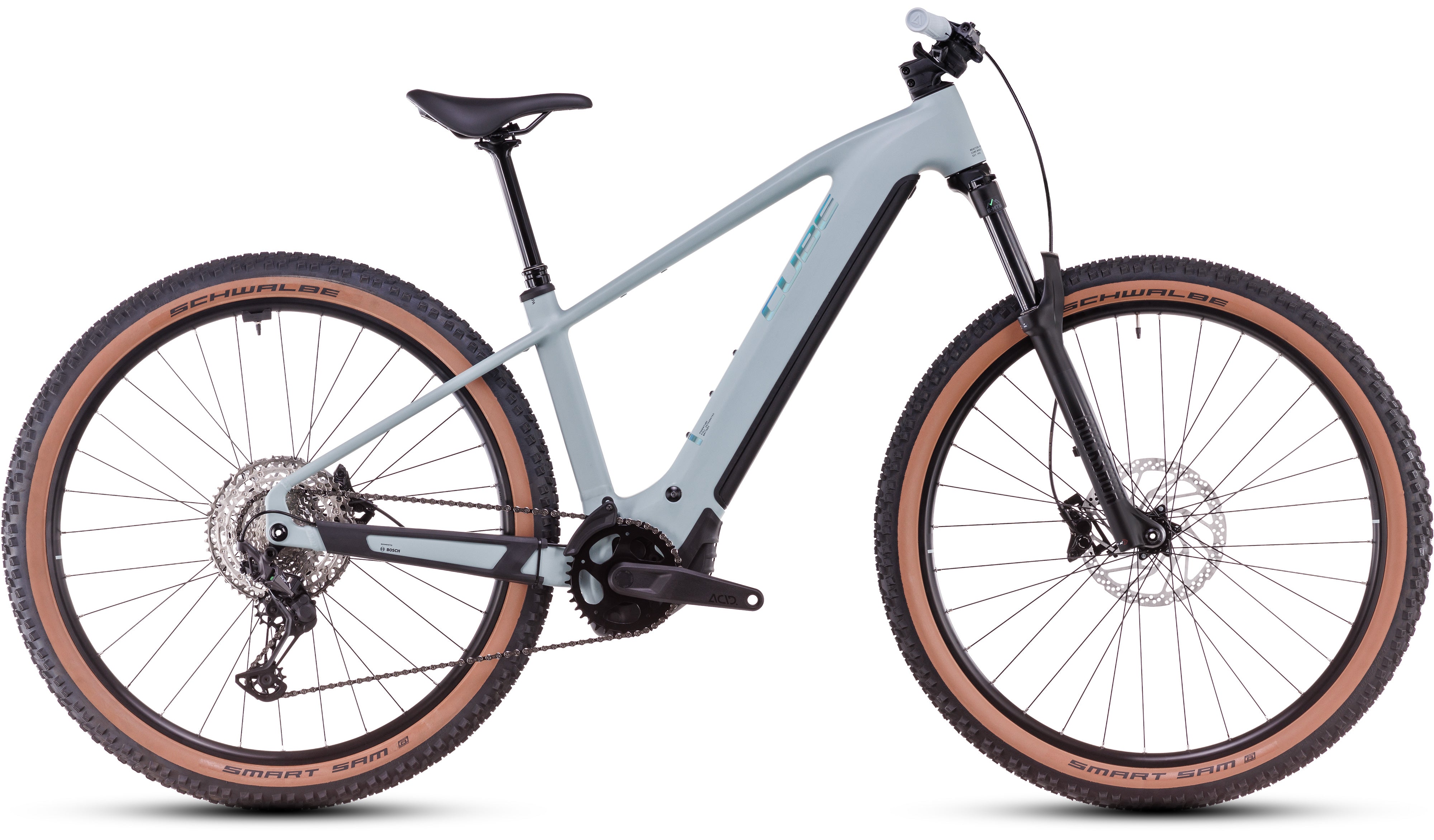 Reaction Hybrid Race 800