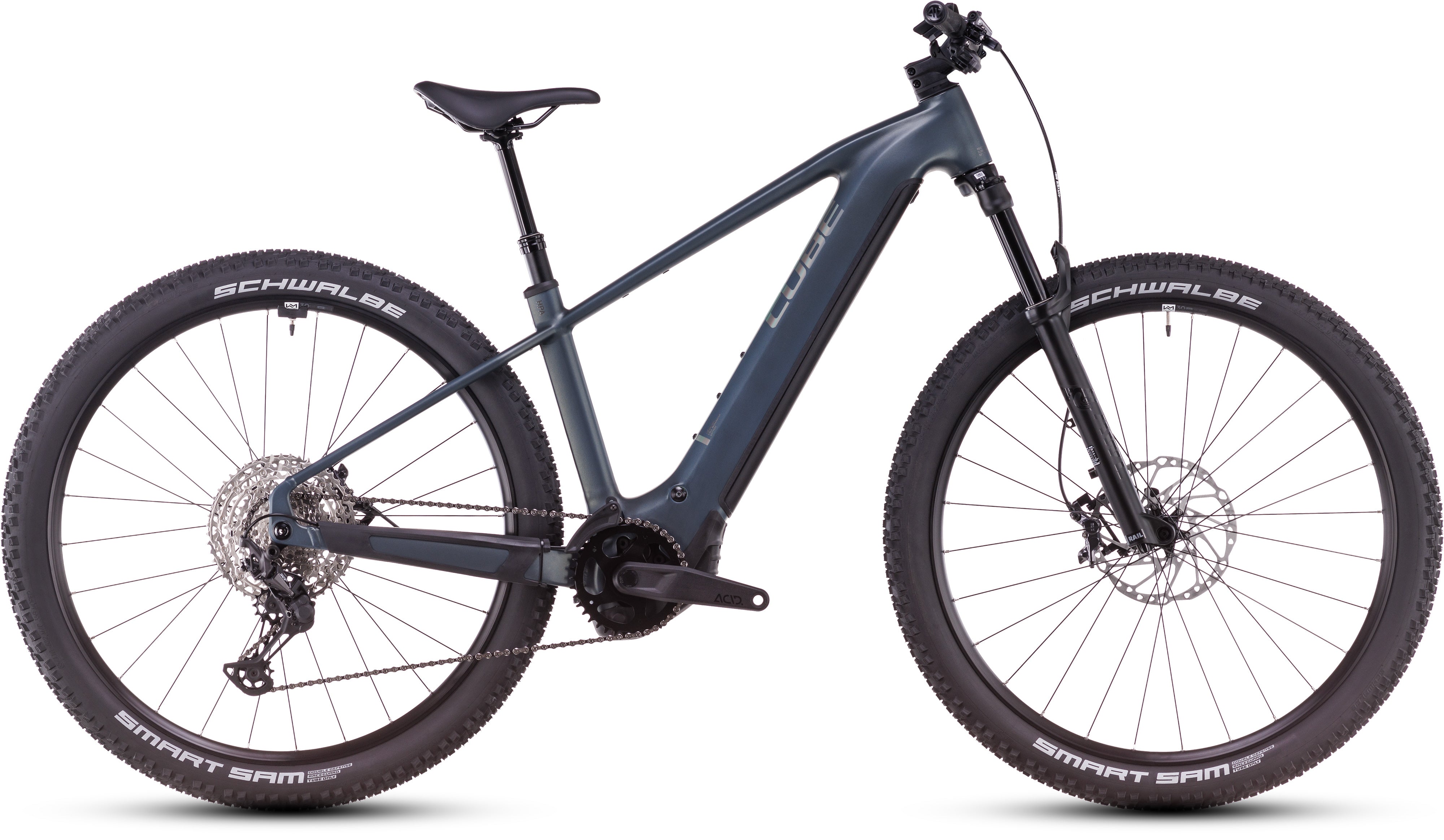 Reaction Hybrid SLX 800